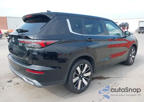 2025 Mitsubishi Outlander Se 2.5 2Wd from USA, damaged, VIN JA4J3VA85SZ021903